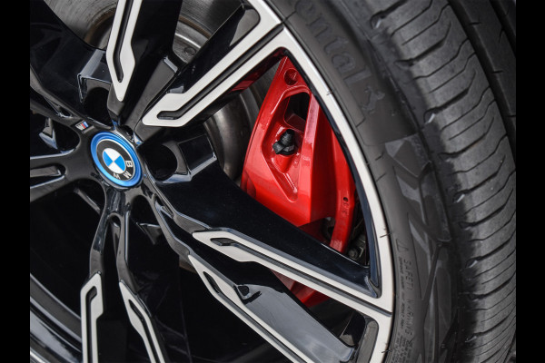 BMW X5 xDrive50e M-SPORT PRO | PANORAMADAK | ACHTERAS BESTURING | ACTIVE CRUISE CONTROL | COMFORT STOELEN | HEAD UP | IONIC GLOW | HARM