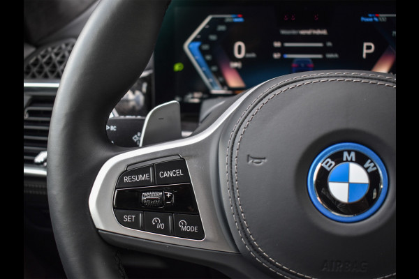 BMW X5 xDrive50e M-SPORT PRO | PANORAMADAK | ACHTERAS BESTURING | ACTIVE CRUISE CONTROL | COMFORT STOELEN | HEAD UP | IONIC GLOW | HARM