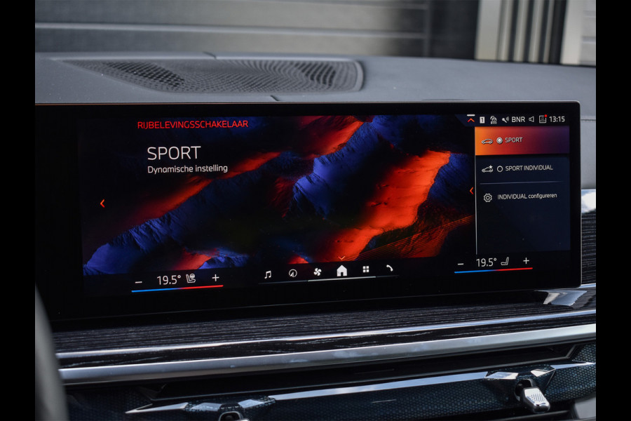 BMW X5 xDrive50e M-SPORT PRO | PANORAMADAK | ACHTERAS BESTURING | ACTIVE CRUISE CONTROL | COMFORT STOELEN | HEAD UP | IONIC GLOW | HARM