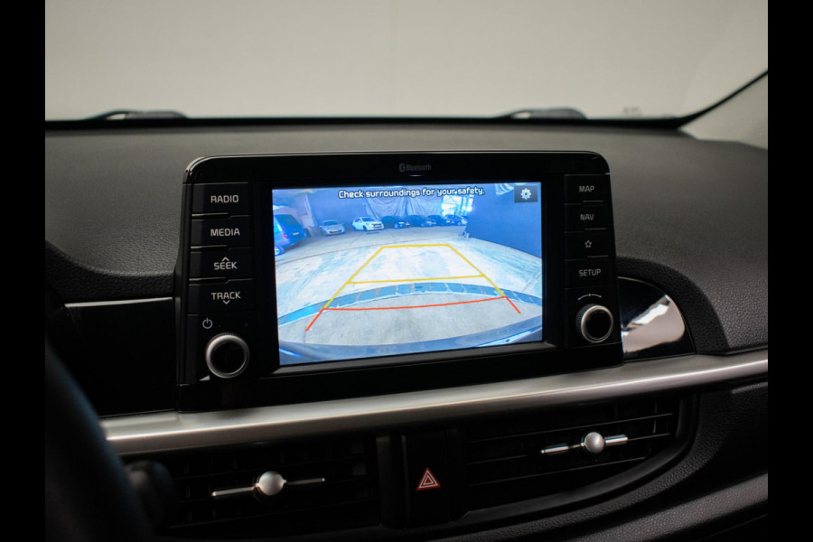 Kia Picanto 1.0 CVVT ComfortPlusLine Navigator Sport (APPLE CARPLAY,NAVI,CAMERA,BLUETOOTH,ELEKTRISCH PAKKET,LM VELGEN,NETTE STAAT)