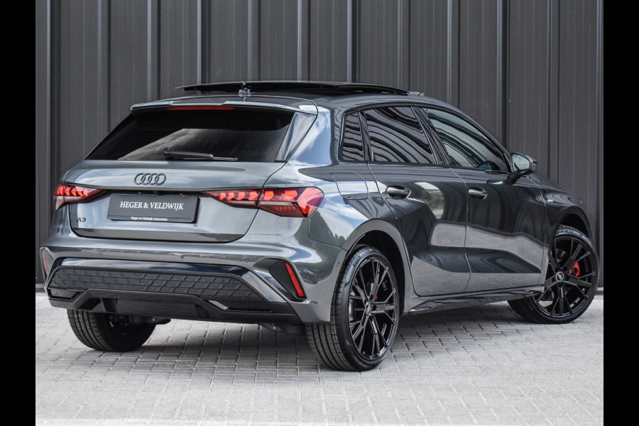 Audi A3 Sportback 45 TFSI e S EDITION COMPETITION | PANORAMADAK | S-SEATS | ADAPTIVE CRUISE | SONOS SOUND | CAMERA | BLACK-OPTIC | AMBIA