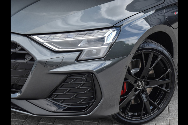 Audi A3 Sportback 45 TFSI e S EDITION COMPETITION | PANORAMADAK | S-SEATS | ADAPTIVE CRUISE | SONOS SOUND | CAMERA | BLACK-OPTIC | AMBIA