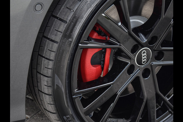 Audi A3 Sportback 45 TFSI e S EDITION COMPETITION | PANORAMADAK | S-SEATS | ADAPTIVE CRUISE | SONOS SOUND | CAMERA | BLACK-OPTIC | AMBIA