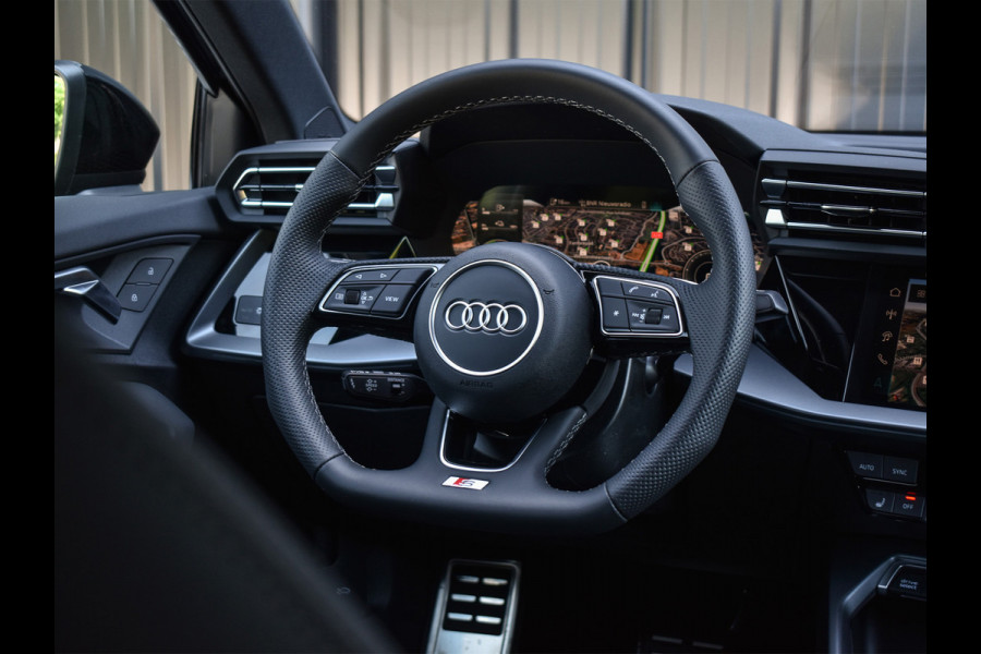 Audi A3 Sportback 45 TFSI e S EDITION COMPETITION | PANORAMADAK | S-SEATS | ADAPTIVE CRUISE | SONOS SOUND | CAMERA | BLACK-OPTIC | AMBIA