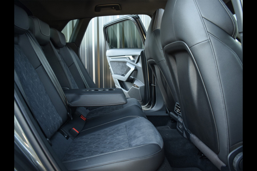 Audi A3 Sportback 45 TFSI e S EDITION COMPETITION | PANORAMADAK | S-SEATS | ADAPTIVE CRUISE | SONOS SOUND | CAMERA | BLACK-OPTIC | AMBIA