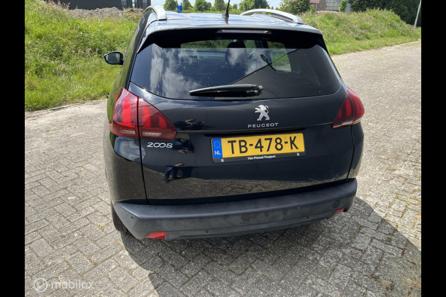 Peugeot 2008 1.2 PureTech Blue Lion automaat