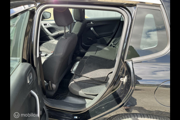 Peugeot 2008 1.2 PureTech Blue Lion automaat