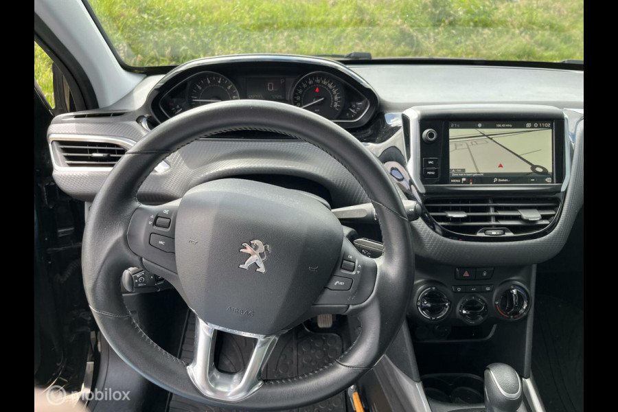 Peugeot 2008 1.2 PureTech Blue Lion automaat