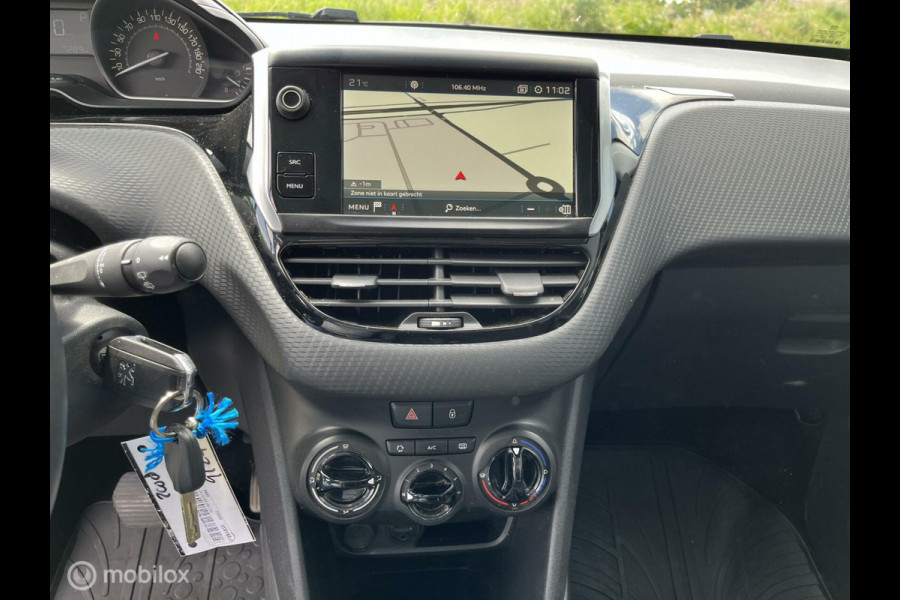 Peugeot 2008 1.2 PureTech Blue Lion automaat