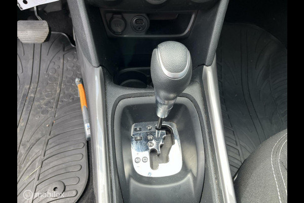 Peugeot 2008 1.2 PureTech Blue Lion automaat
