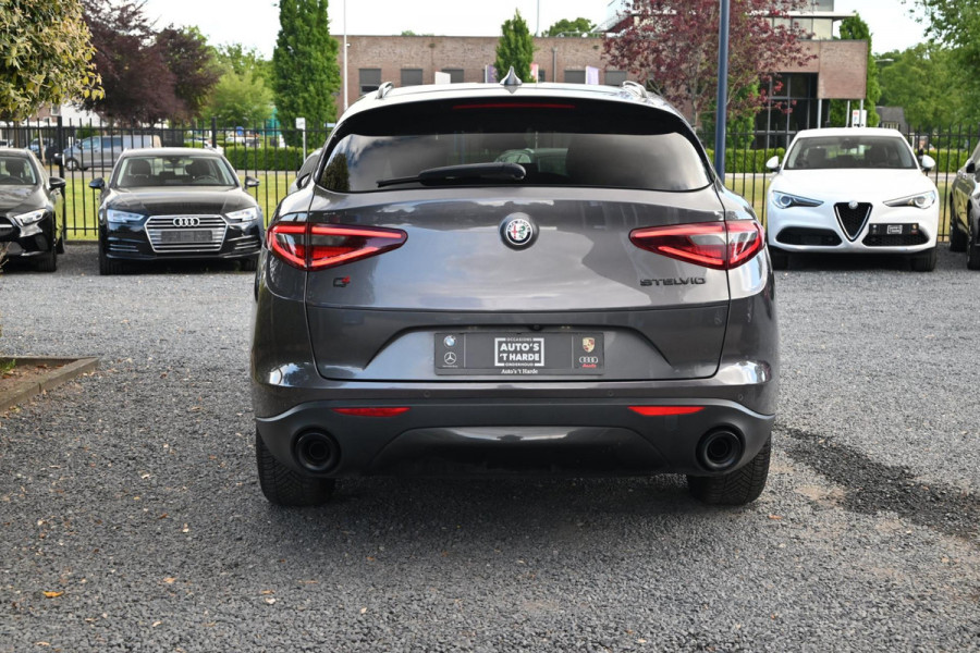 Alfa Romeo Stelvio 2.0 T AWD Q4 B-Tech 200 PK Aut. 1e Eig Xenon Leder Camera 19''