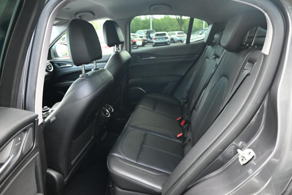 Alfa Romeo Stelvio 2.0 T AWD Q4 B-Tech 200 PK Aut. 1e Eig Xenon Leder Camera 19''