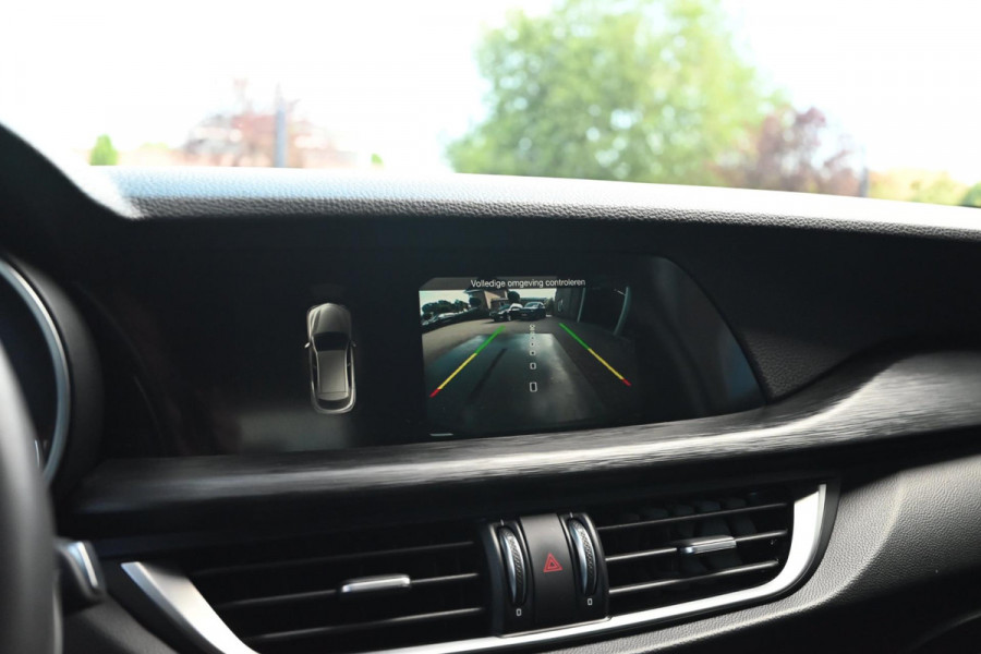 Alfa Romeo Stelvio 2.0 T AWD Q4 B-Tech 200 PK Aut. 1e Eig Xenon Leder Camera 19''