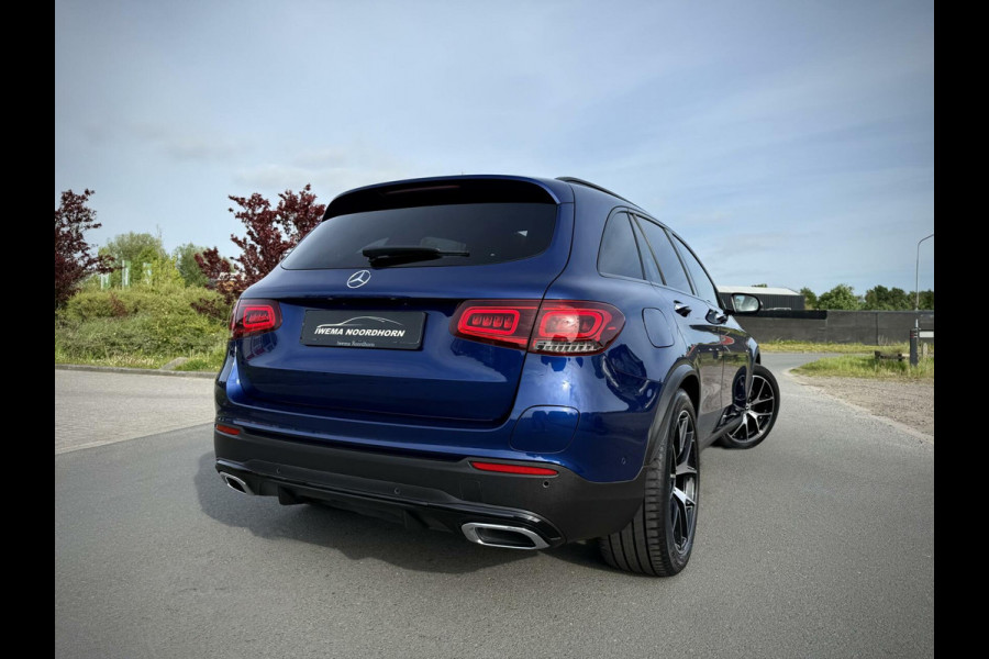 Mercedes-Benz GLC 300de 4MATIC AMG Panoramadak|Camera 360°|Burmester®|Luchtvering|Keyless|Night pakket|Trekhaak|Distronic|Multibeam LED|Sfeerverli