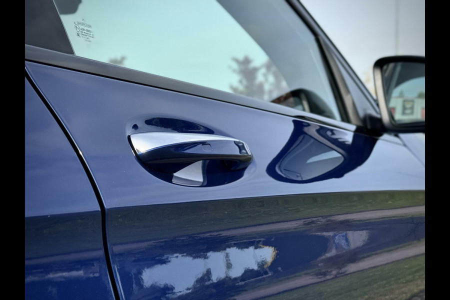 Mercedes-Benz GLC 300de 4MATIC AMG Panoramadak|Camera 360°|Burmester®|Luchtvering|Keyless|Night pakket|Trekhaak|Distronic|Multibeam LED|Sfeerverli