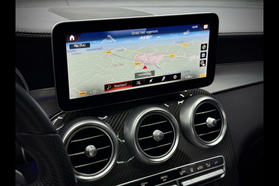 Mercedes-Benz GLC 300de 4MATIC AMG Panoramadak|Camera 360°|Burmester®|Luchtvering|Keyless|Night pakket|Trekhaak|Distronic|Multibeam LED|Sfeerverli