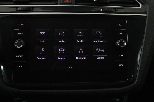 Volkswagen Tiguan 1.5 TSI Comfortline Business (TREKHAAK, PARKEERSENSOREN, NAVIGATIE, CRUISE ADAPTIEF, NL-AUTO, GOED ONDERHOUDEN)