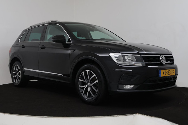 Volkswagen Tiguan 1.5 TSI Comfortline Business (TREKHAAK, PARKEERSENSOREN, NAVIGATIE, CRUISE ADAPTIEF, NL-AUTO, GOED ONDERHOUDEN)