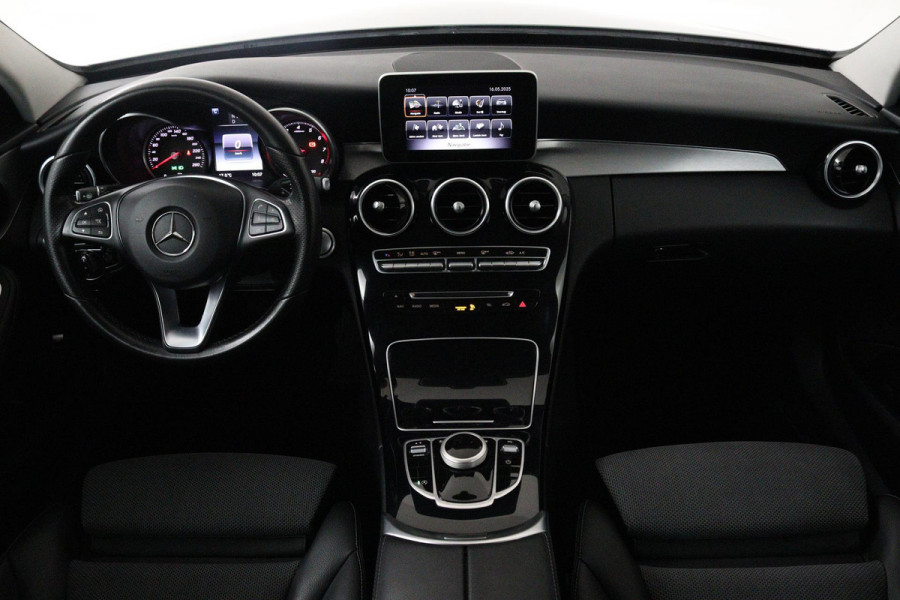 Mercedes-Benz C-Klasse Estate 180 Premium Plus (PARKEERSENSOREN, LANE-ASSIST, CRUISE, ACHTERUITRIJCAMERA, ELEKTR STOELEN)