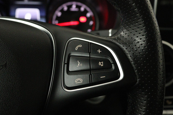 Mercedes-Benz C-Klasse Estate 180 Premium Plus (PARKEERSENSOREN, LANE-ASSIST, CRUISE, ACHTERUITRIJCAMERA, ELEKTR STOELEN)