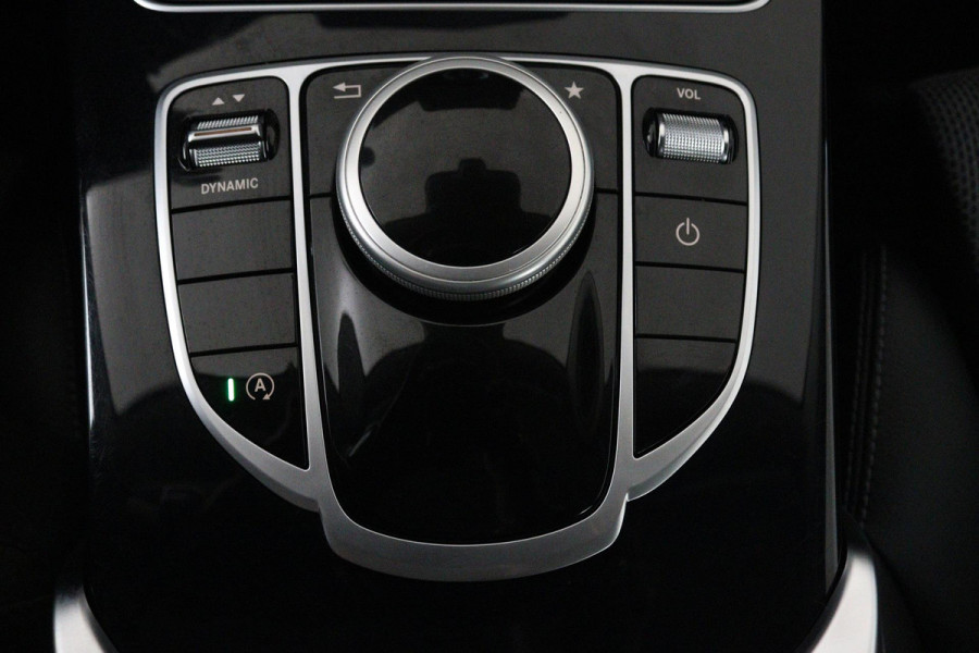 Mercedes-Benz C-Klasse Estate 180 Premium Plus (PARKEERSENSOREN, LANE-ASSIST, CRUISE, ACHTERUITRIJCAMERA, ELEKTR STOELEN)