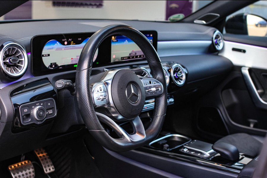 Mercedes-Benz CLA-Klasse Shooting Brake 250 e AMG *Pano*Burmester*360 Camera*Mat grijs*