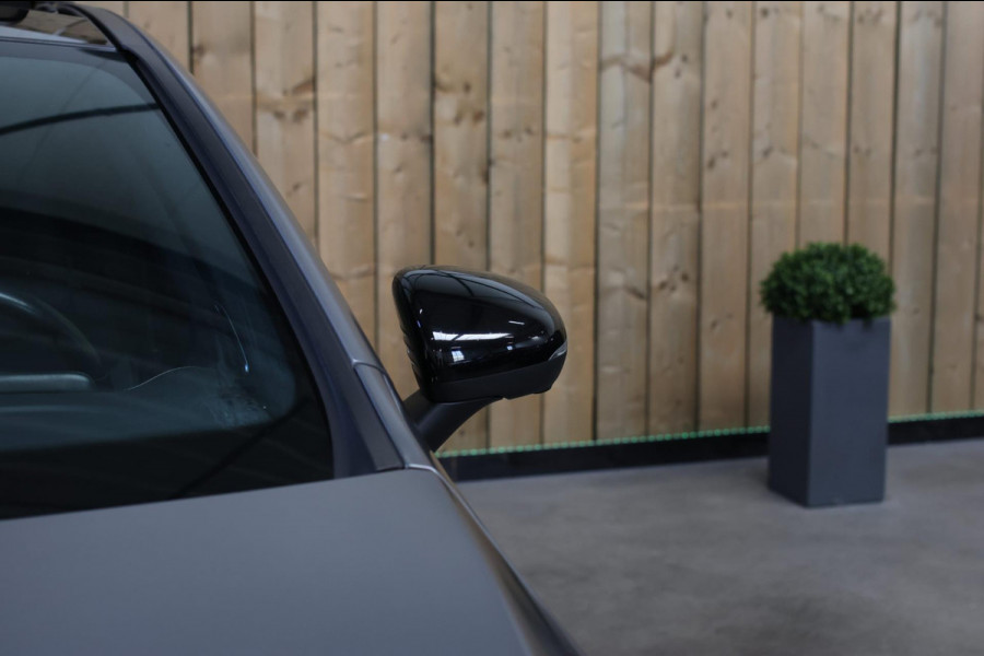 Mercedes-Benz CLA-Klasse Shooting Brake 250 e AMG *Pano*Burmester*360 Camera*Mat grijs*