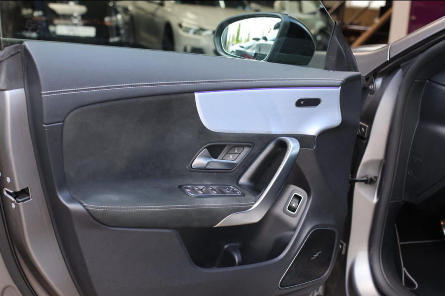 Mercedes-Benz CLA-Klasse Shooting Brake 250 e AMG *Pano*Burmester*360 Camera*Mat grijs*