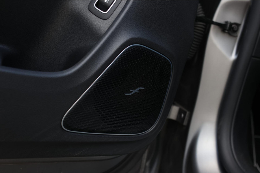 Mercedes-Benz CLA-Klasse Shooting Brake 250 e AMG *Pano*Burmester*360 Camera*Mat grijs*