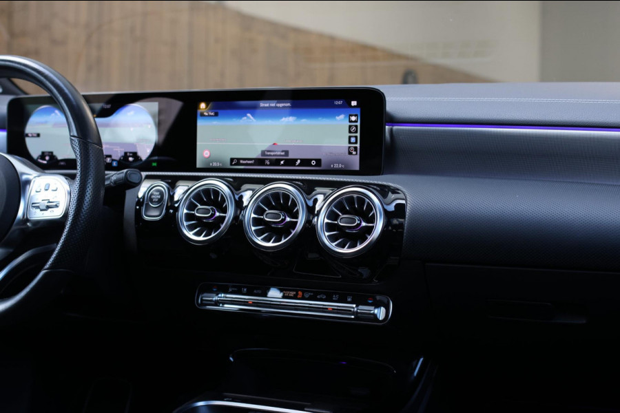 Mercedes-Benz CLA-Klasse Shooting Brake 250 e AMG *Pano*Burmester*360 Camera*Mat grijs*
