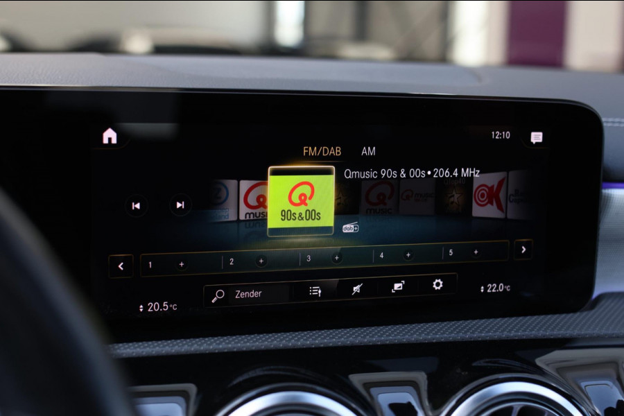 Mercedes-Benz CLA-Klasse Shooting Brake 250 e AMG *Pano*Burmester*360 Camera*Mat grijs*