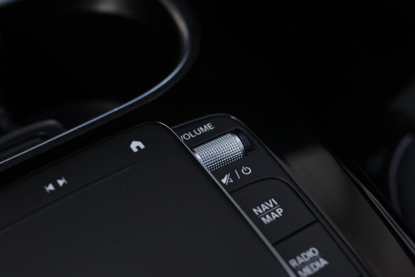 Mercedes-Benz CLA-Klasse Shooting Brake 250 e AMG *Pano*Burmester*360 Camera*Mat grijs*