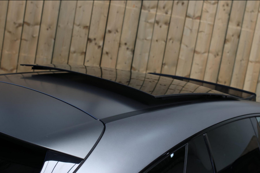 Mercedes-Benz CLA-Klasse Shooting Brake 250 e AMG *Pano*Burmester*360 Camera*Mat grijs*