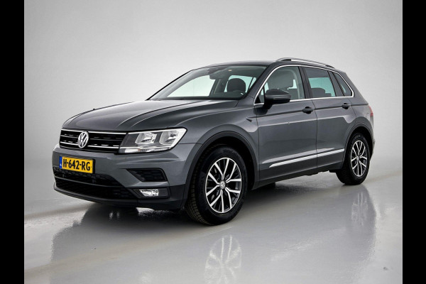 Volkswagen Tiguan 1.5 TSI Comfortline (NAVIGATIE, ELEKT. INKLAPBARE TREKHAAK, PARKEERSENSOREN, CLIMA, CARPLAY, 1e EIGENAAR)