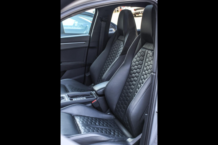 Audi RSQ3 Sportback TFSI *Pano*B&O*Camera*RS-Stoelen*Trekhaak*