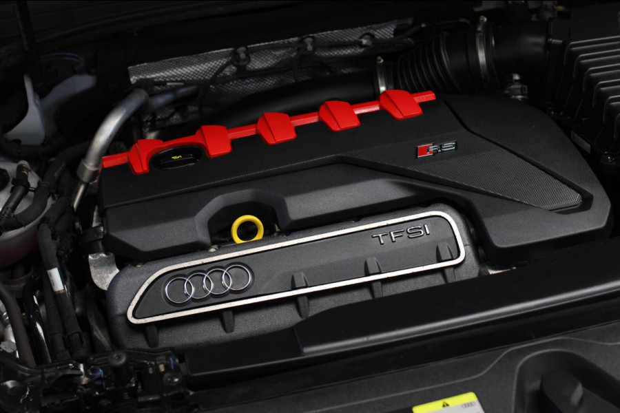 Audi RSQ3 Sportback TFSI *Pano*B&O*Camera*RS-Stoelen*Trekhaak*