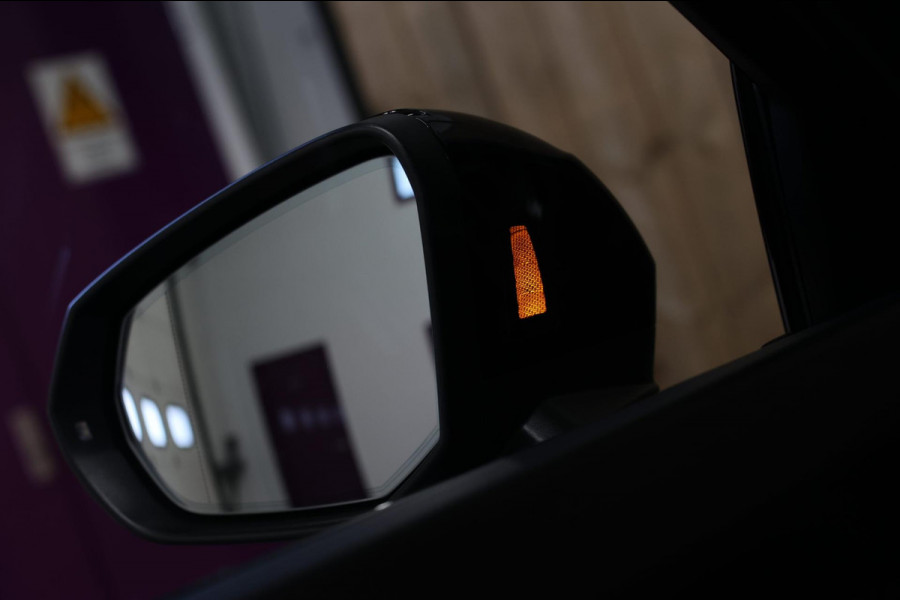 Audi RSQ3 Sportback TFSI *Pano*B&O*Camera*RS-Stoelen*Trekhaak*