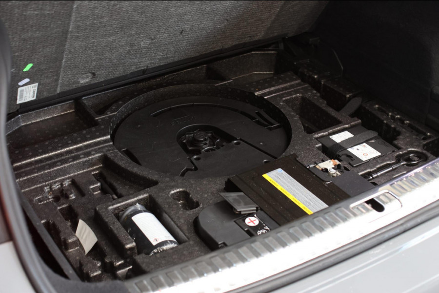 Audi RSQ3 Sportback TFSI *Pano*B&O*Camera*RS-Stoelen*Trekhaak*