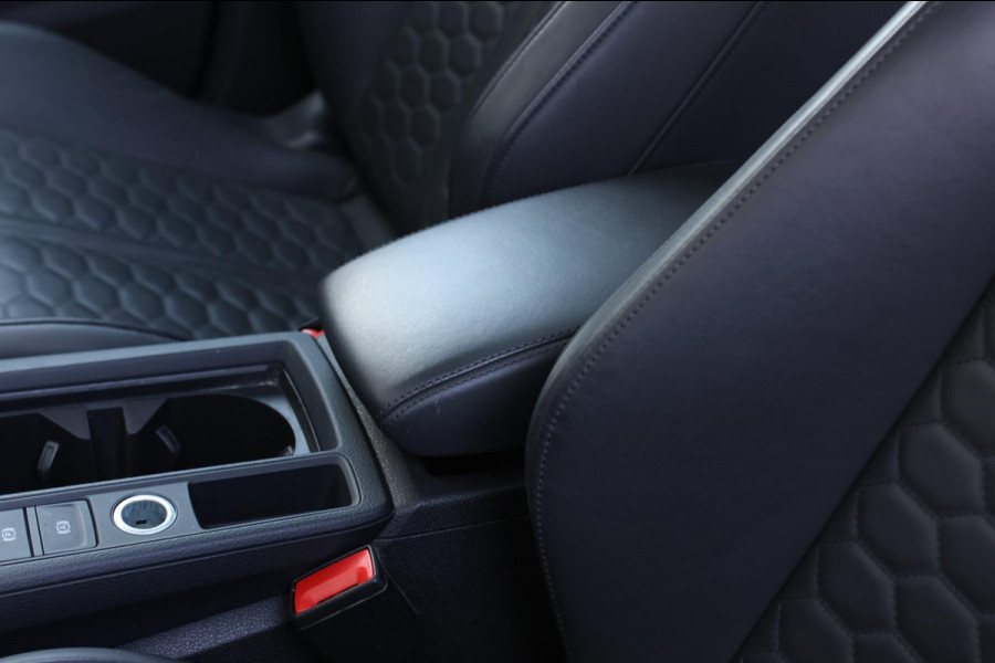 Audi RSQ3 Sportback TFSI *Pano*B&O*Camera*RS-Stoelen*Trekhaak*
