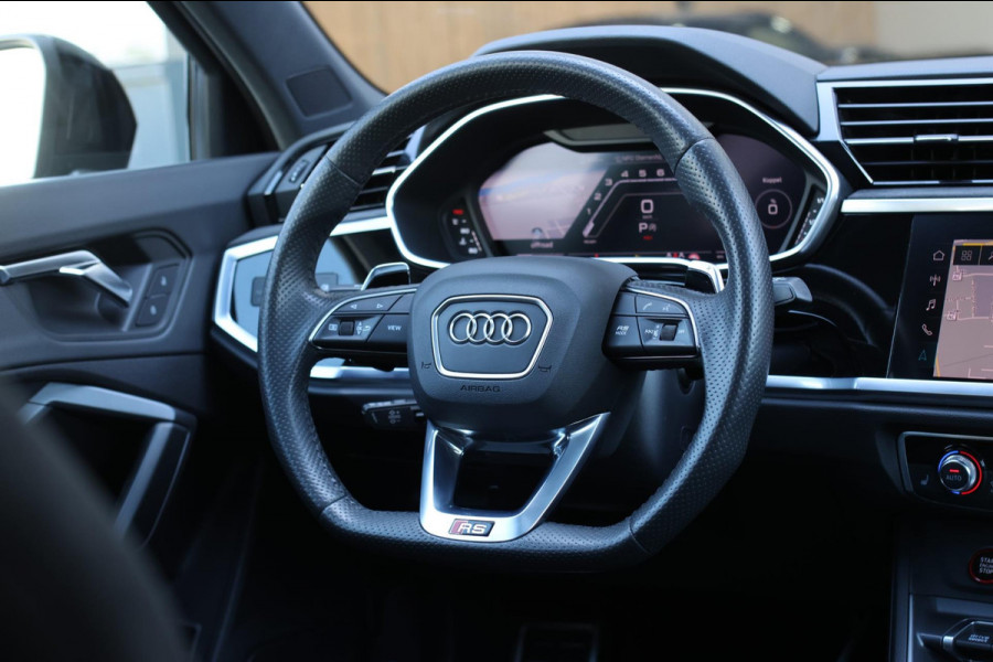 Audi RSQ3 Sportback TFSI *Pano*B&O*Camera*RS-Stoelen*Trekhaak*