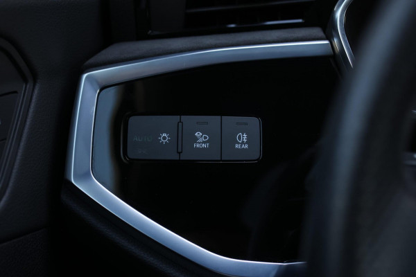 Audi RSQ3 Sportback TFSI *Pano*B&O*Camera*RS-Stoelen*Trekhaak*