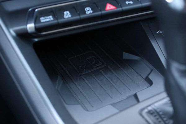 Audi RSQ3 Sportback TFSI *Pano*B&O*Camera*RS-Stoelen*Trekhaak*