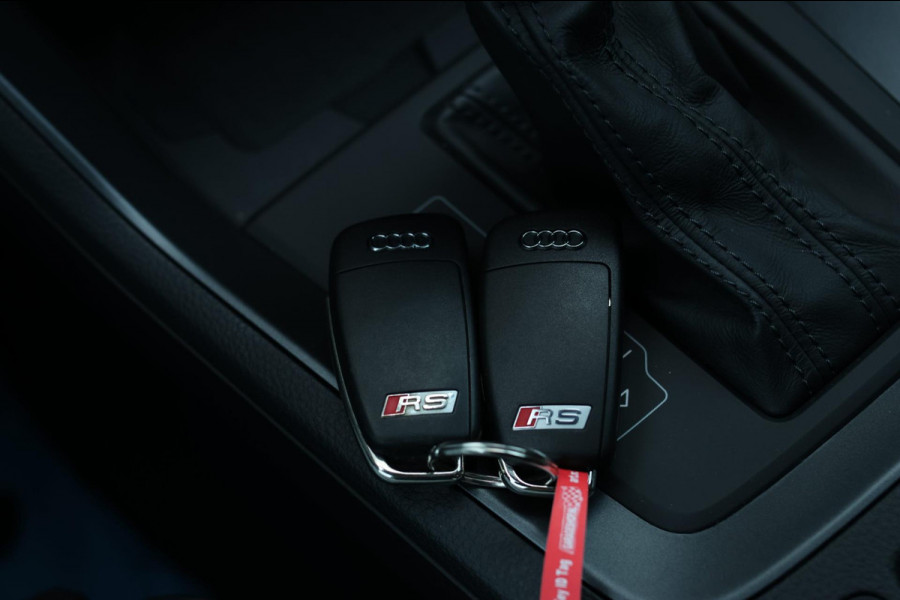 Audi RSQ3 Sportback TFSI *Pano*B&O*Camera*RS-Stoelen*Trekhaak*