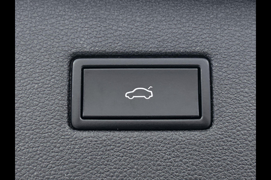 Seat Tarraco 1.5 TSI Xcellence Limited Edition (PANORAMADAK, TREKHAAK, DIGITALE COCKPIT, CARPLAY, ADAPTIVE CRUISE, 1e EIGENAAR)