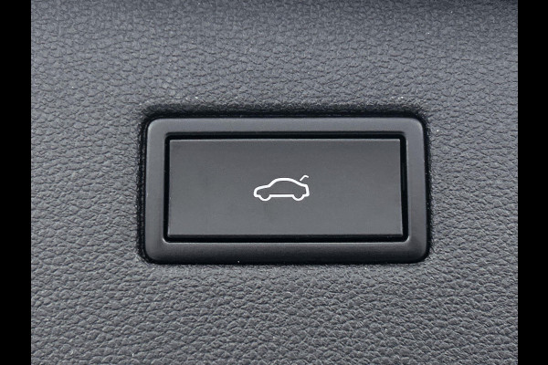 Seat Tarraco 1.5 TSI Xcellence Limited Edition (PANORAMADAK, TREKHAAK, DIGITALE COCKPIT, CARPLAY, ADAPTIVE CRUISE, 1e EIGENAAR)