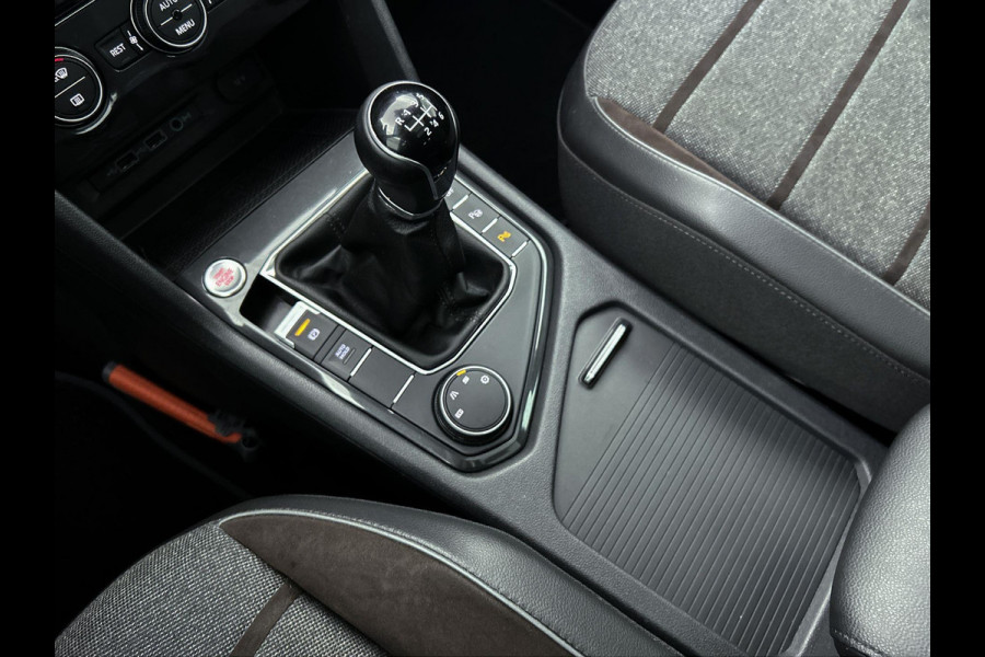 Seat Tarraco 1.5 TSI Xcellence Limited Edition (PANORAMADAK, TREKHAAK, DIGITALE COCKPIT, CARPLAY, ADAPTIVE CRUISE, 1e EIGENAAR)