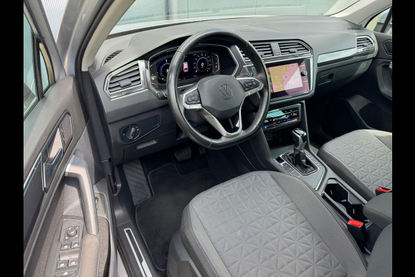 Volkswagen Tiguan 1.4 TSI eHybrid * R-line * AppleCarPlay * Side ass. * Visueel Cockpit *