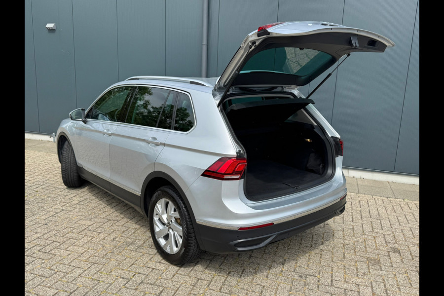Volkswagen Tiguan 1.4 TSI eHybrid * R-line * AppleCarPlay * Side ass. * Visueel Cockpit *