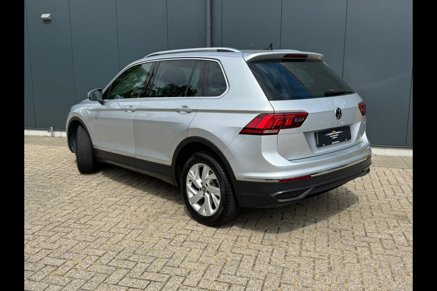 Volkswagen Tiguan 1.4 TSI eHybrid * R-line * AppleCarPlay * Side ass. * Visueel Cockpit *