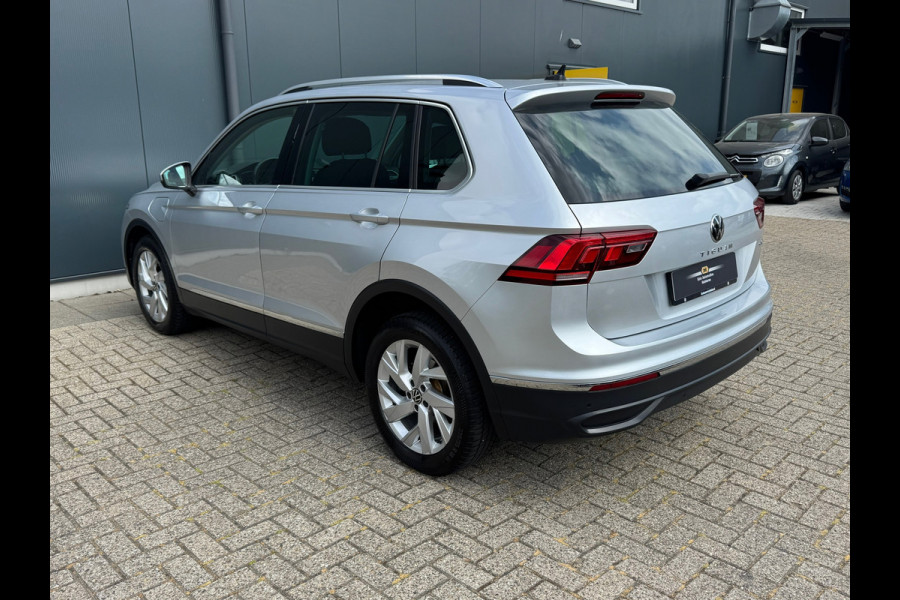 Volkswagen Tiguan 1.4 TSI eHybrid * R-line * AppleCarPlay * Side ass. * Visueel Cockpit *